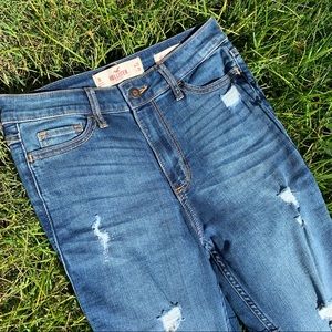 Distressed High rise Jeans